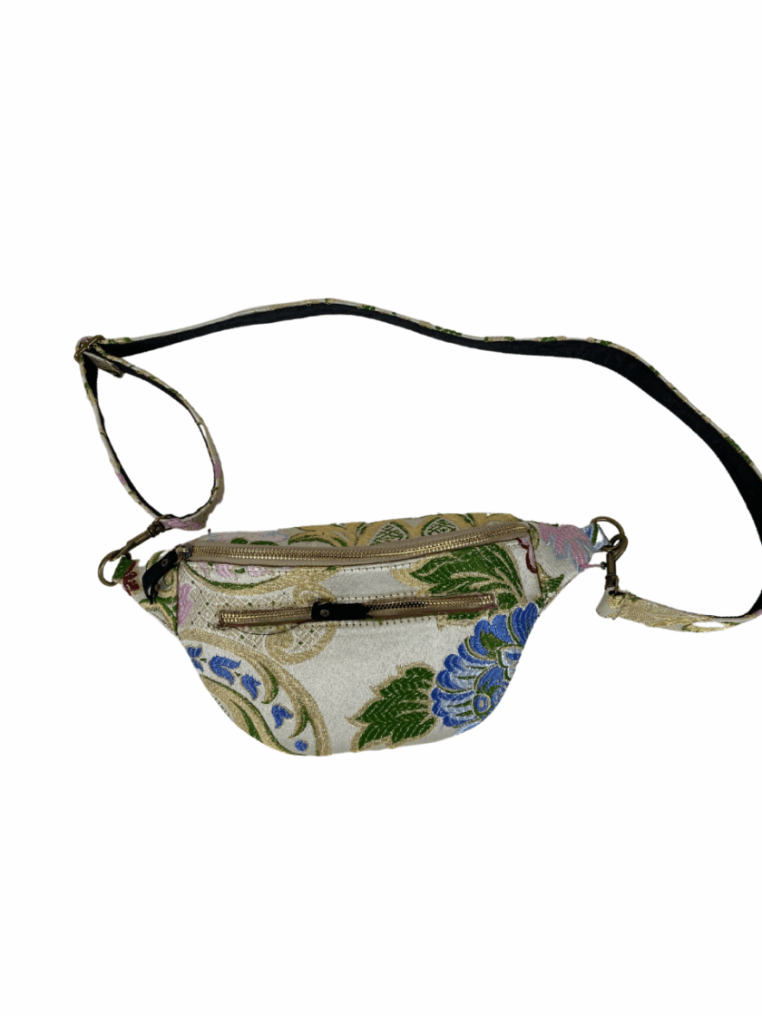 Compact Waist Bum Bag – Small, Sleek & Lightweight