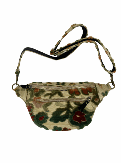 Small Belt Bag – Simple, Secure & Chic