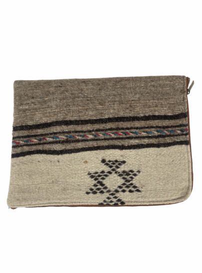 Sleek Laptop Case – Protective, Lightweight & Stylish