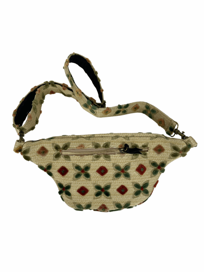 Small Belt Bag – Simple, Secure & Chic - Image 2