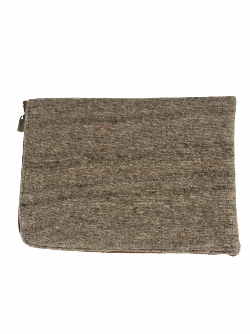 Sleek Laptop Case – Protective, Lightweight & Stylish - Image 2