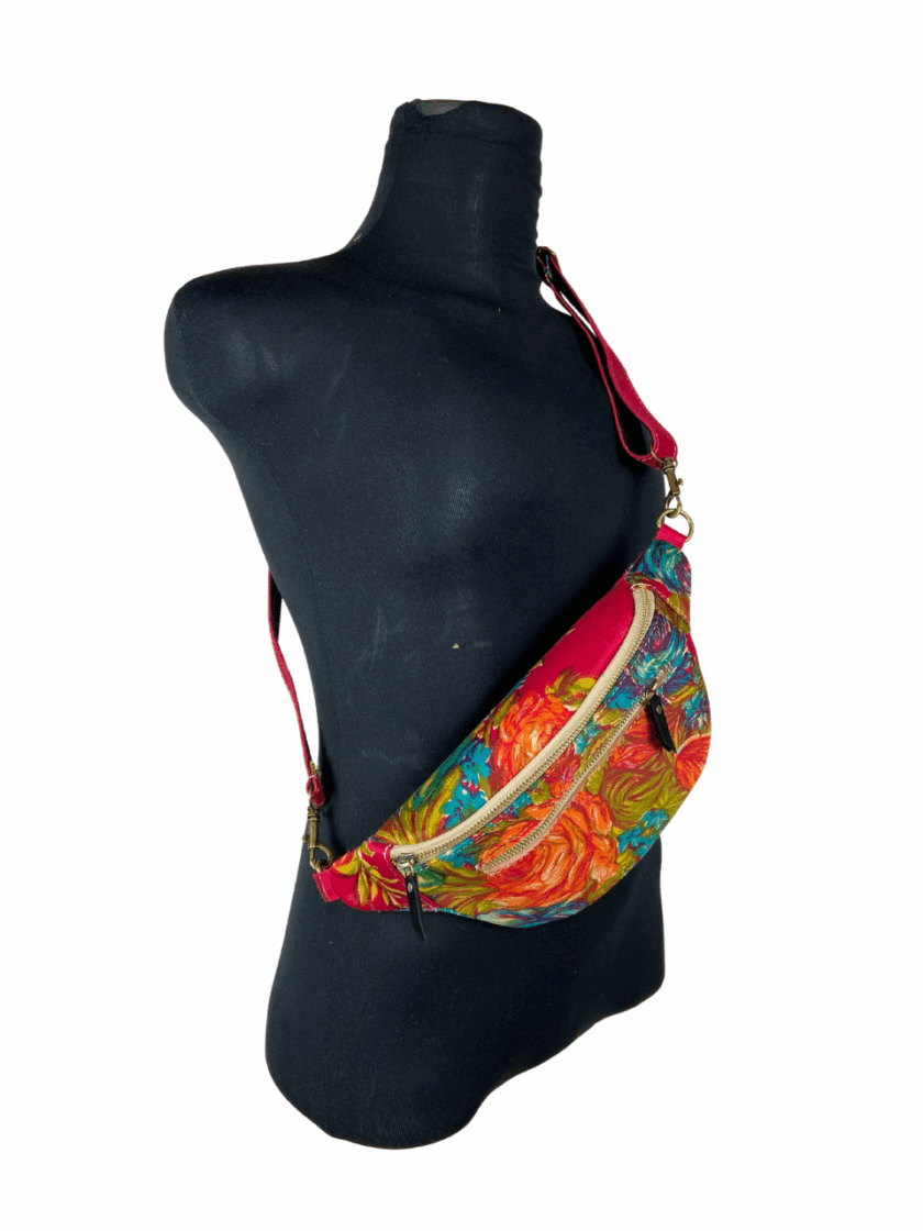 Small Belt Bag – Simple, Secure & Chic - Image 3