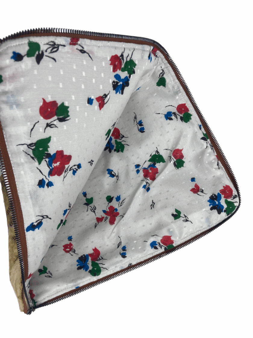 Sleek Laptop Case – Protective, Lightweight & Stylish - Image 3